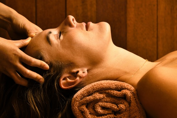 head doplňková masáž hlavy