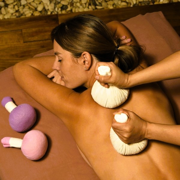 rirual masáž bylinky